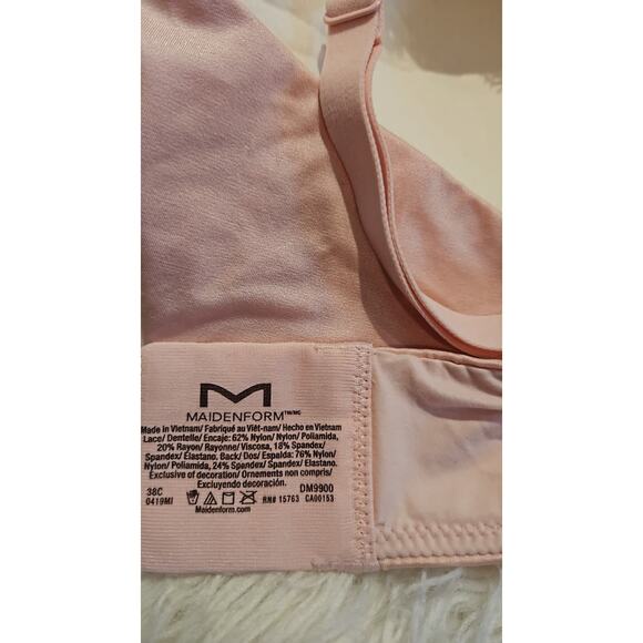 Maidenform Underwire Demi Bra – Wonderbra Push-Up, Lace-Trim Smoothing - Picture 4 of 5